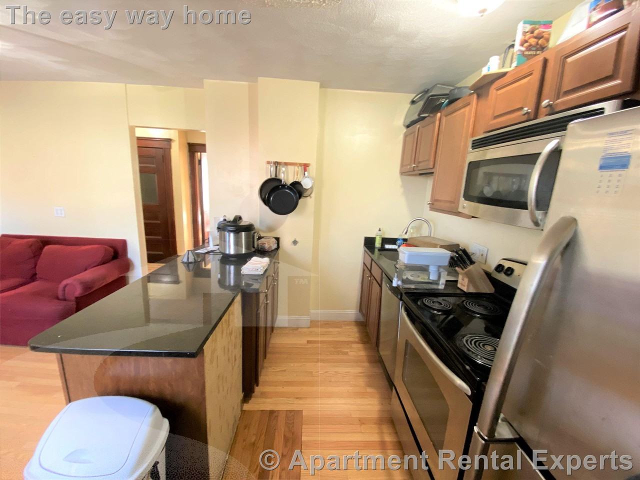 221 Holland St #2 - Photo 2 of 14