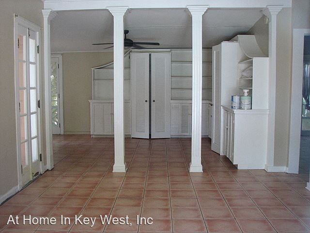 1209 Virginia St - Photo 2 of 7