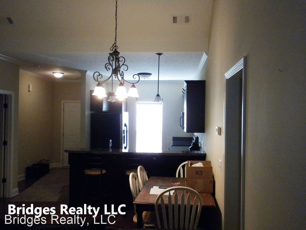 355 Bowen Fls - Photo 3 of 8