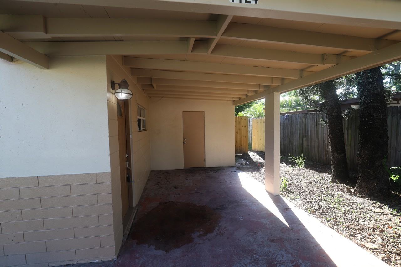 4124 Flamingo Dr - Photo 2 of 12