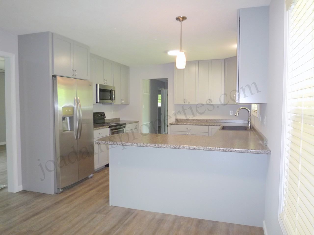 902 Windbrook St - Photo 2 of 13