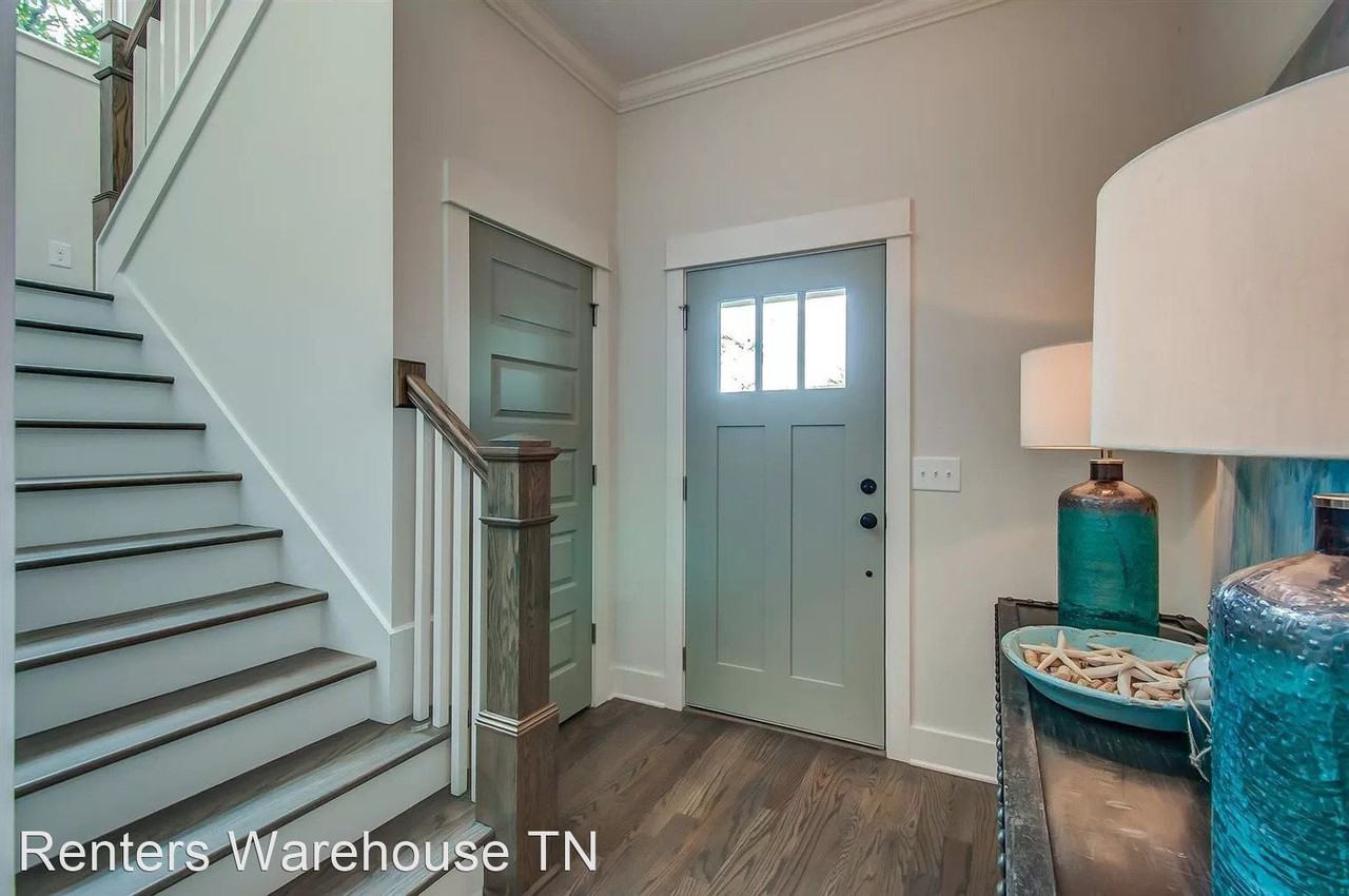 315B S 17th St - Photo 2 of 15