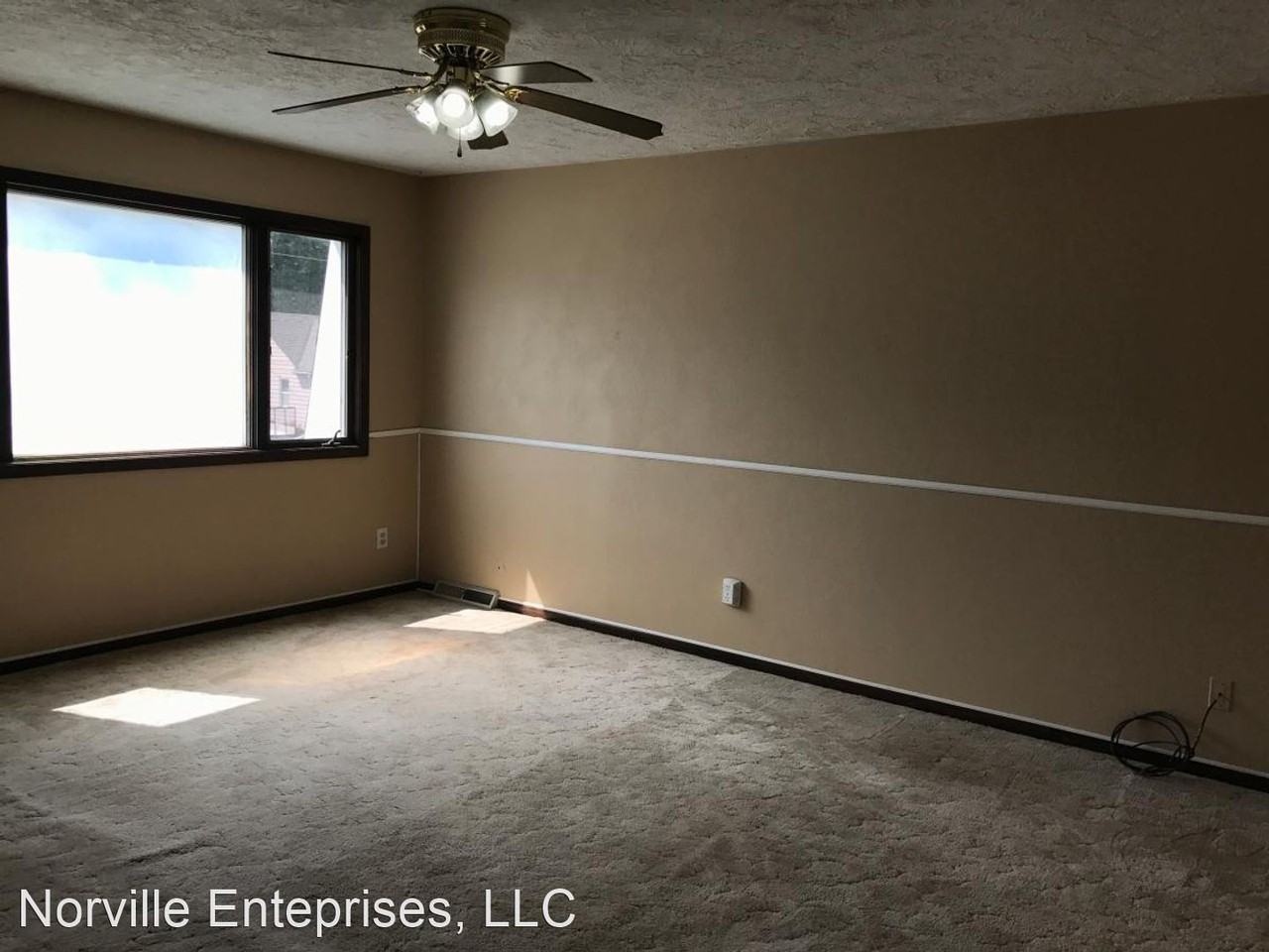 2606 7th St - Photo 3 of 11