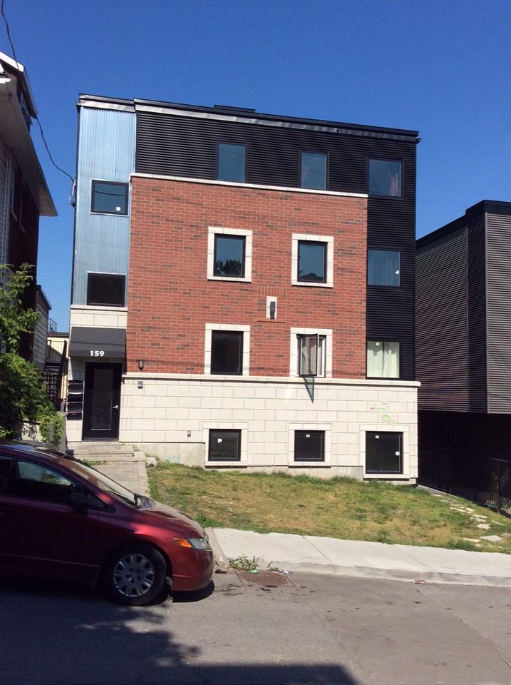 159 Henderson Avenue #4