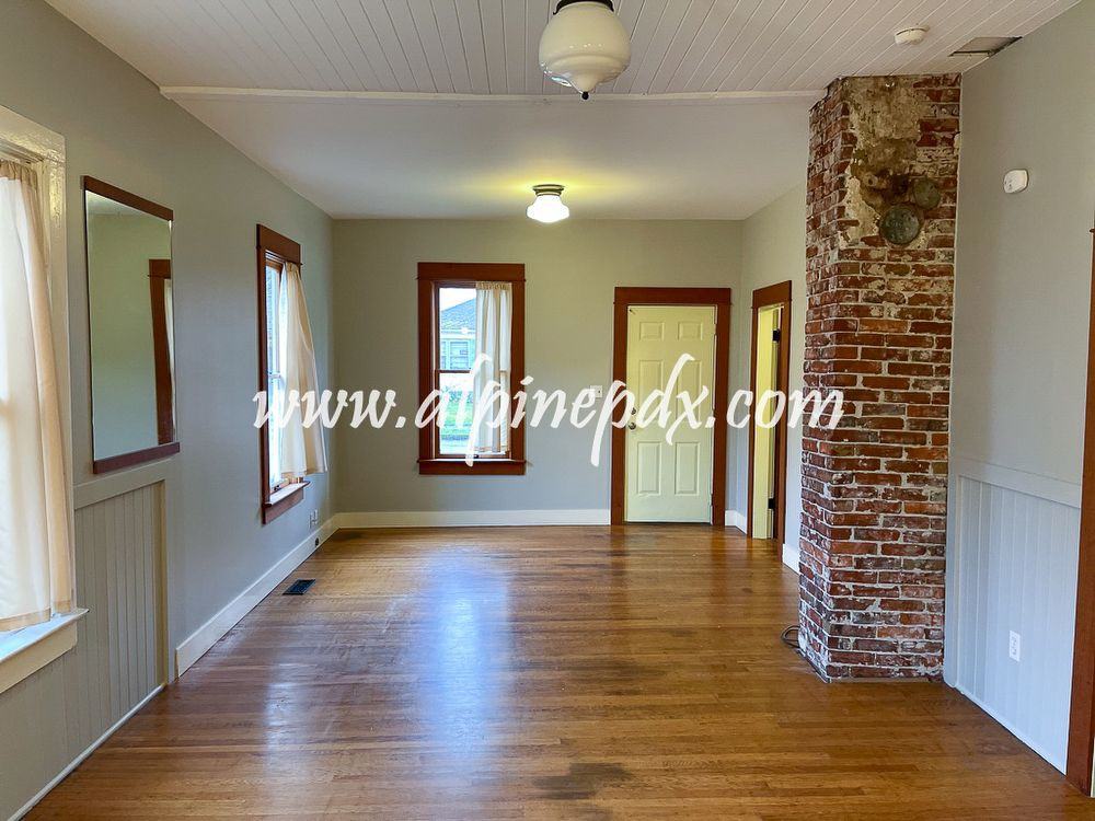 1114 Ne 73rd Ave - Photo 3 of 19