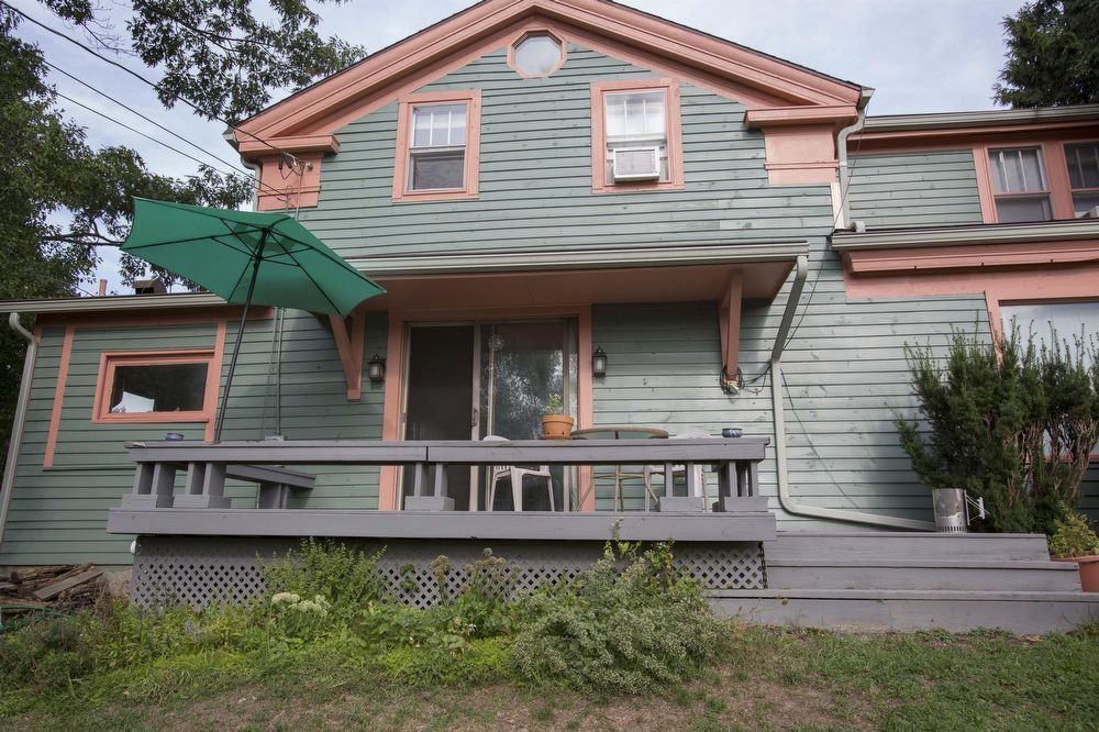9 Arrowood Dr - Photo 2 of 13