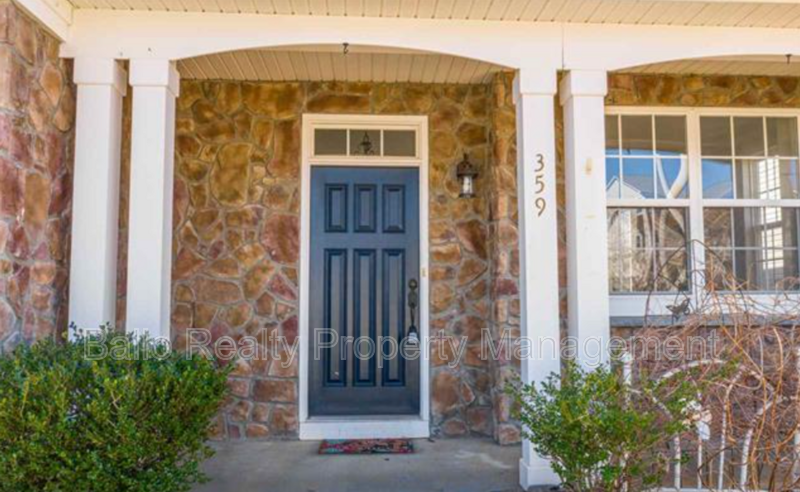 359 Ashdale Dr - Photo 2 of 31