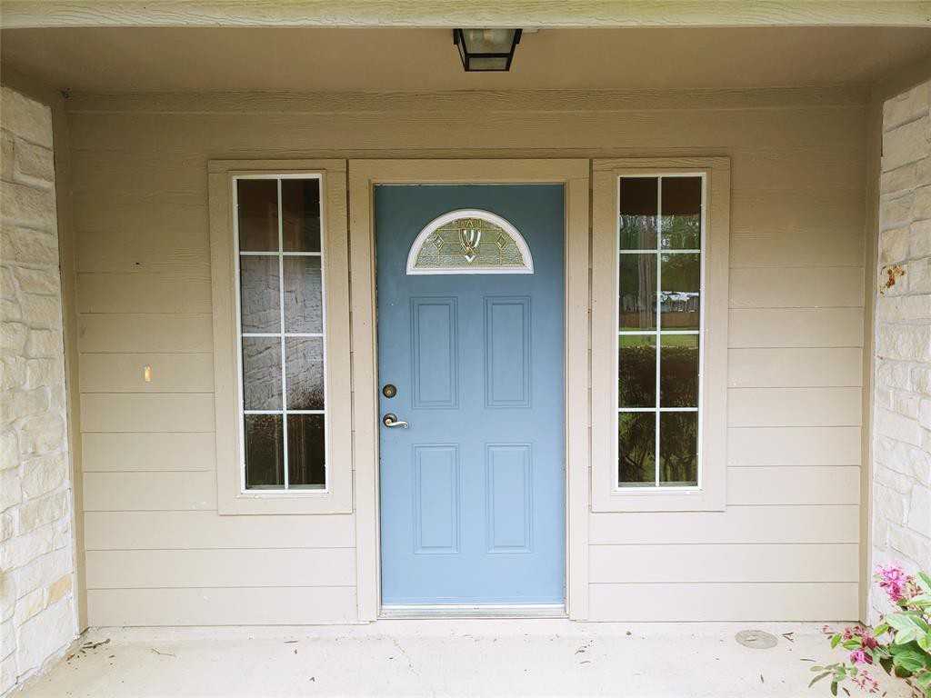 11502 Walraven Dr - Photo 2 of 23