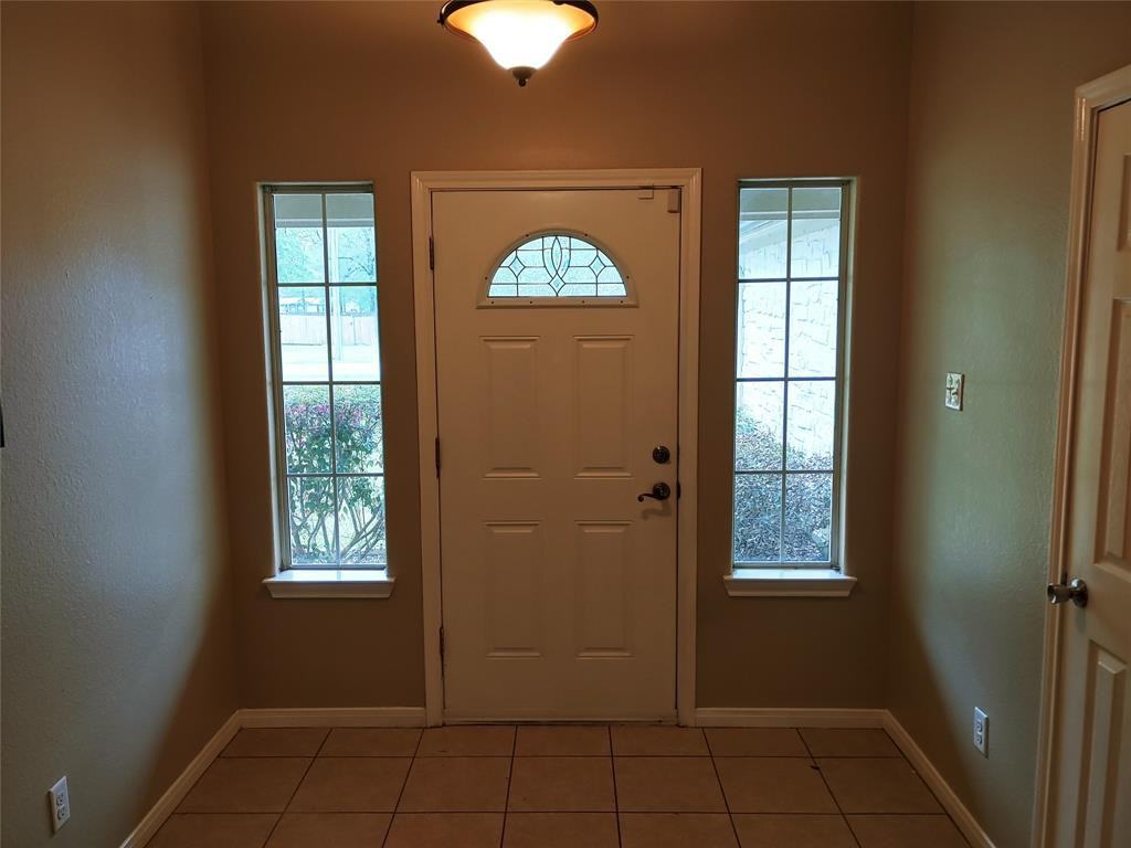 11502 Walraven Dr - Photo 3 of 23