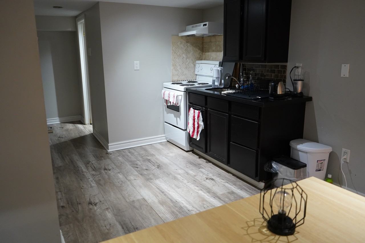 163 Campbell Avenue - Photo 6 of 14