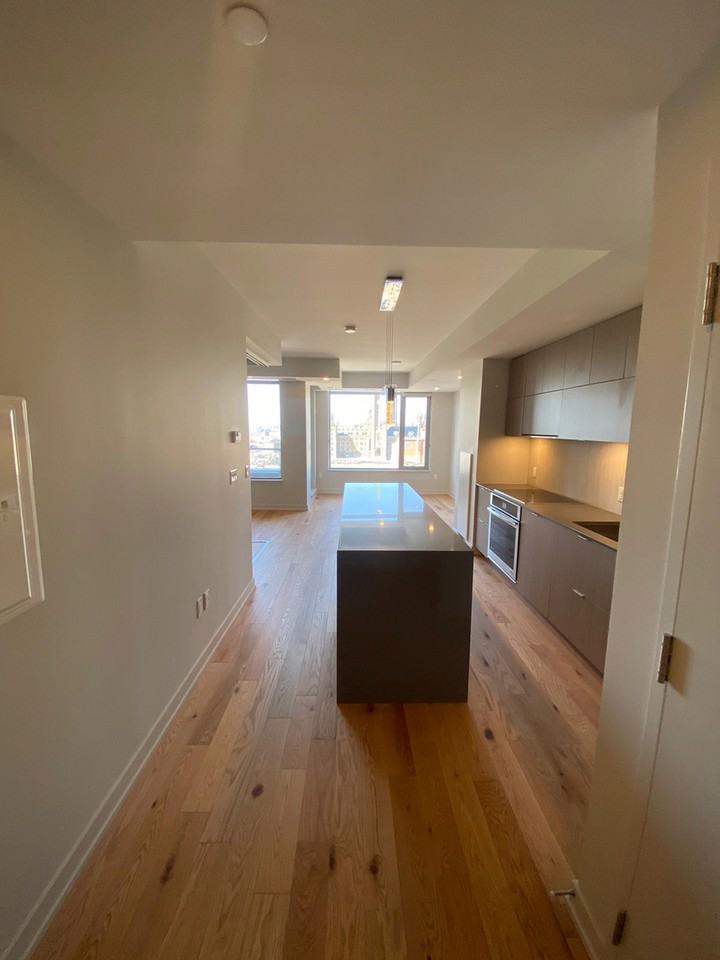 181 Queen St - Photo 3 of 20