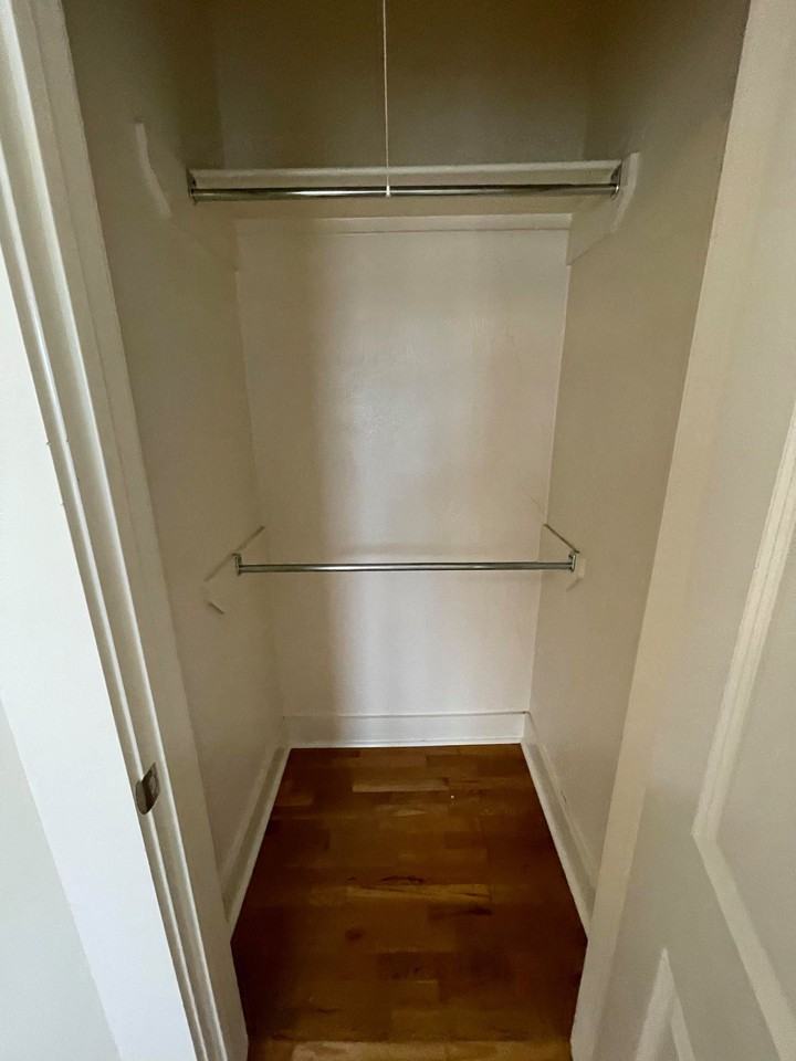 Lynch Apartments - Photo 3 of 11