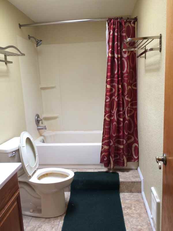 1112 Canby St #1 - Photo 2 of 16