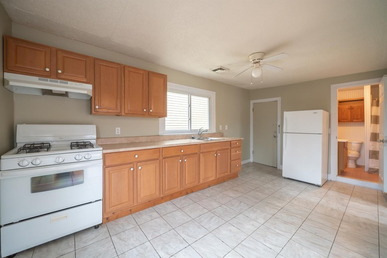 768 State St #2 - Photo 2 of 9