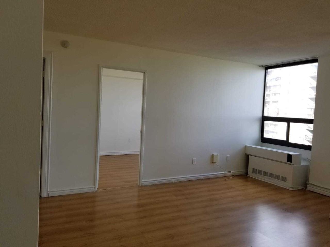 50 Mississauga Valley Boulevard - Photo 3 of 15