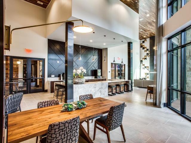 3233 Harmon Ave - Photo 4 of 12