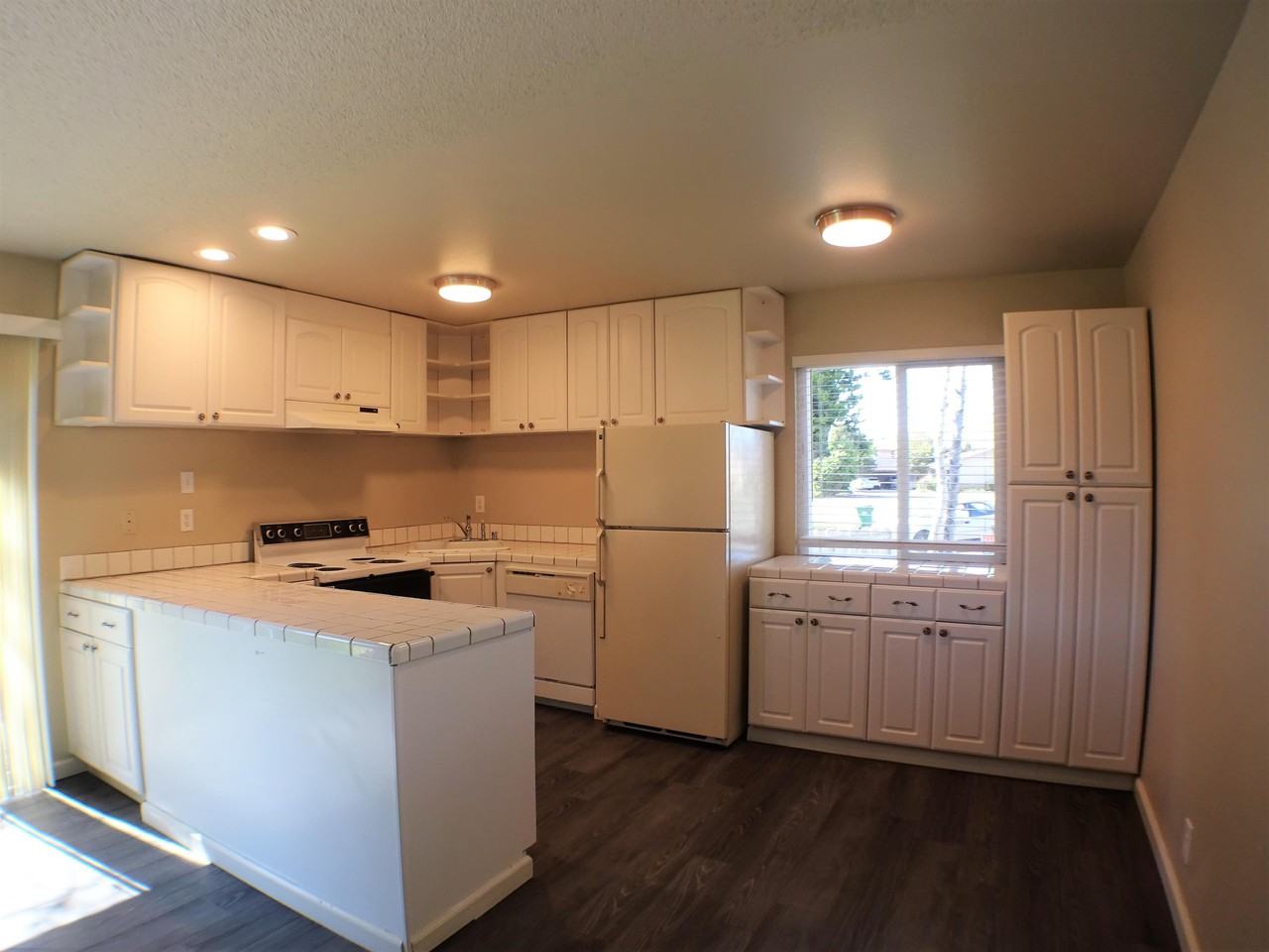 28 Santos Way #1 - Photo 4 of 11
