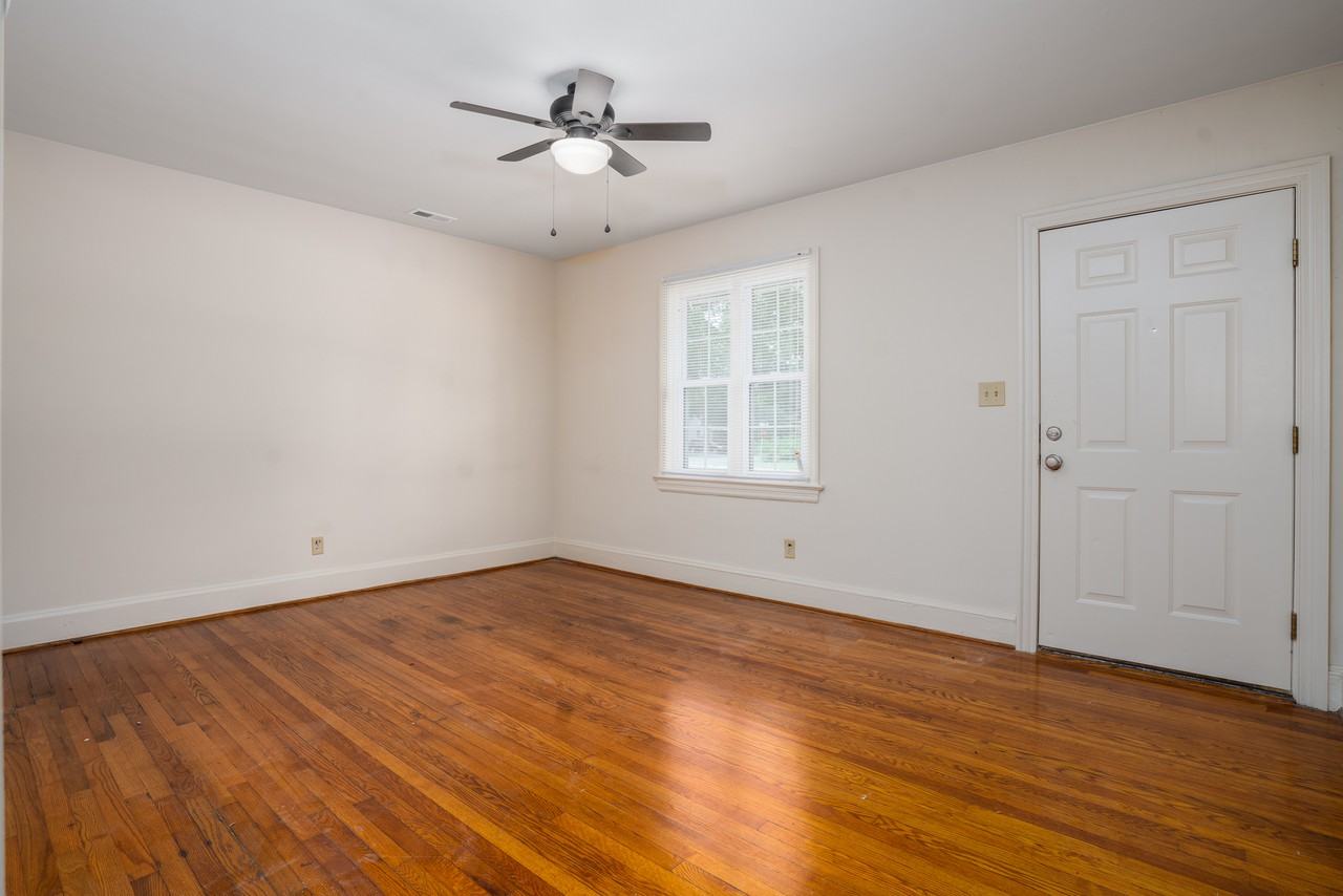 1113 Pitt Street #1113 - Photo 2 of 8