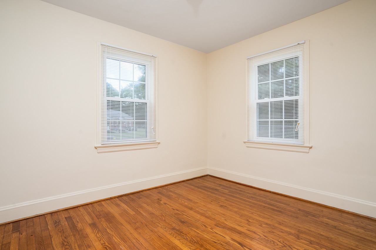 1113 Pitt Street #1113 - Photo 5 of 8