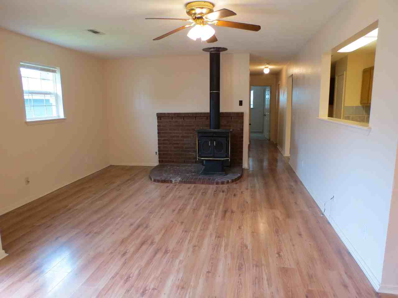 1909 Sycamore Place #A - Photo 3 of 5