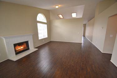 4367 Bronson St - Photo 3 of 8