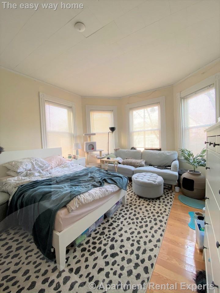 322 Western Ave #2 - Photo 3 of 14