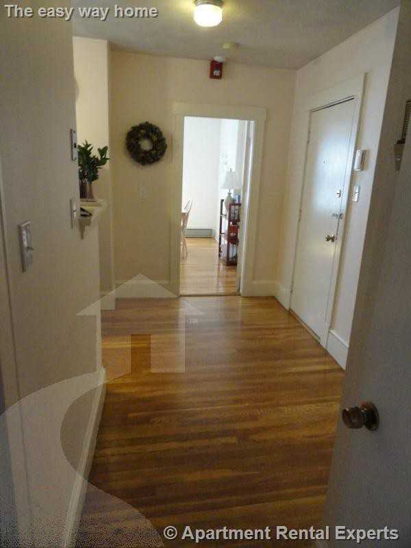 402 Highland Ave #32 - Photo 6 of 12