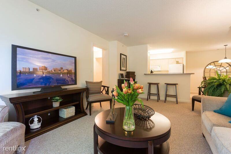 1122 1122 Hilltop Drive 1121 - Photo 3 of 5