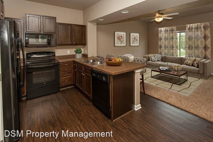 6933 Daniel Defoe Dr - Photo 3 of 14
