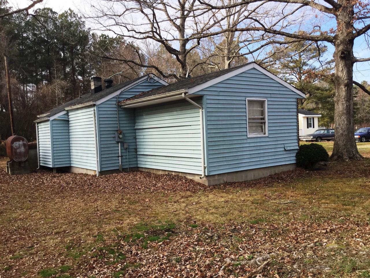 2217 Clary Rd - Photo 3 of 11