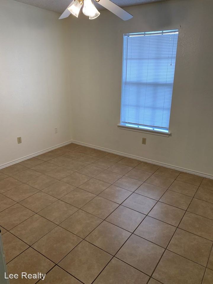 4109 N. 24th Lane - Photo 3 of 6