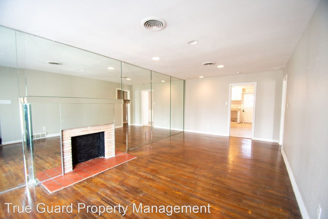 5634 Pershing Ave - Photo 2 of 18