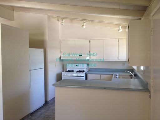 808 Lakehaven Dr - Photo 3 of 6