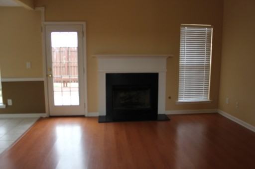 742 Whitedove Dr - Photo 2 of 10