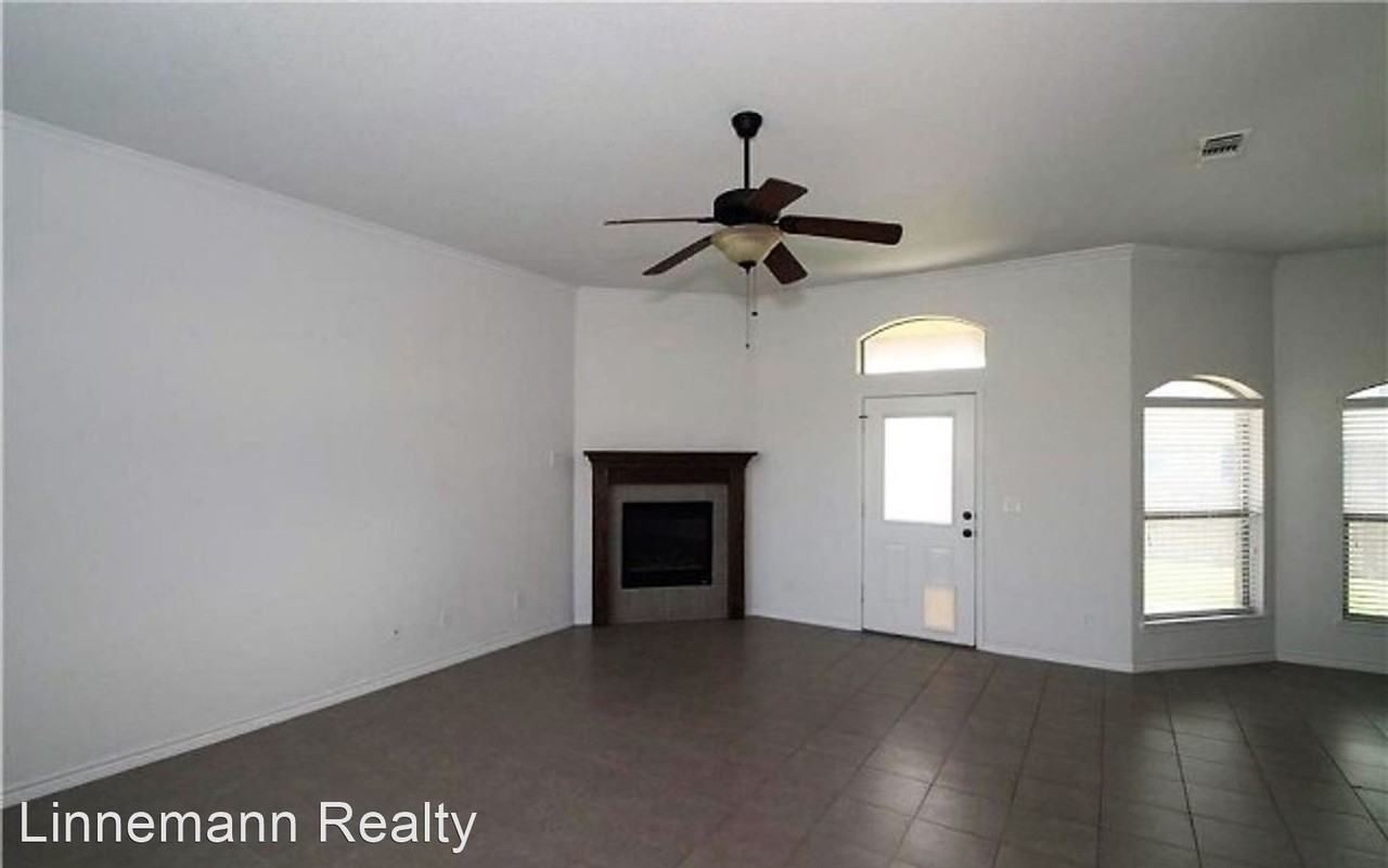 3601 Tatonka Dr - Photo 2 of 13