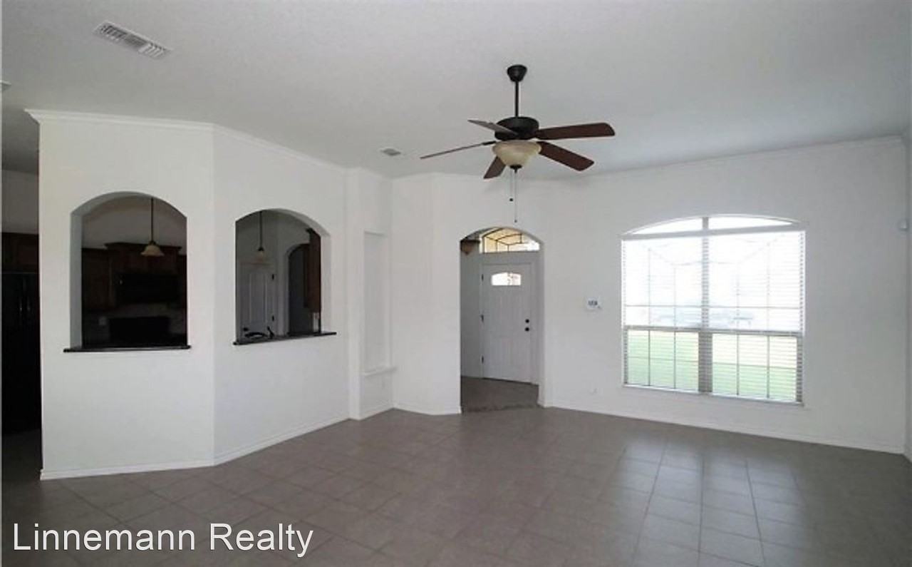 3601 Tatonka Dr - Photo 3 of 13