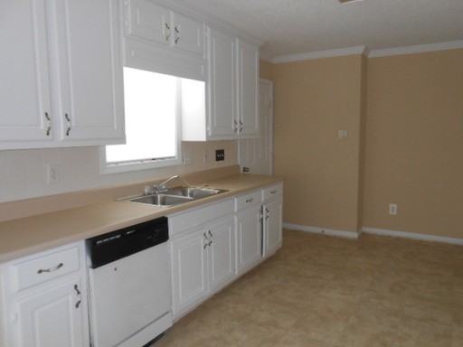 10167 Commons Way - Photo 2 of 8