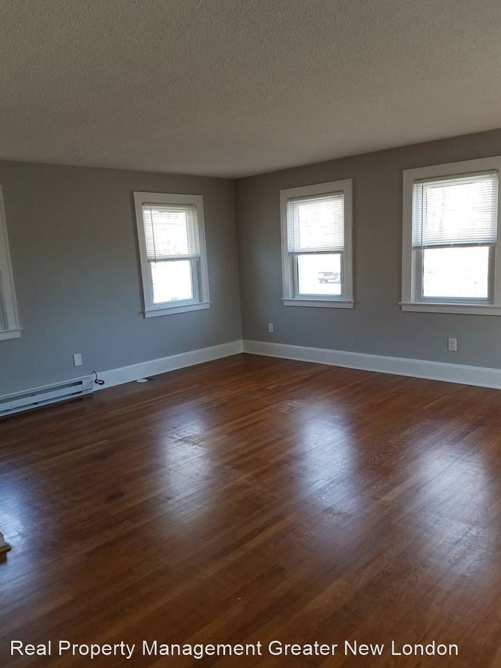 300-314 Fitcheville Rd - Photo 3 of 9