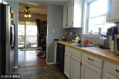 1706 Potomac Rd - Photo 2 of 22