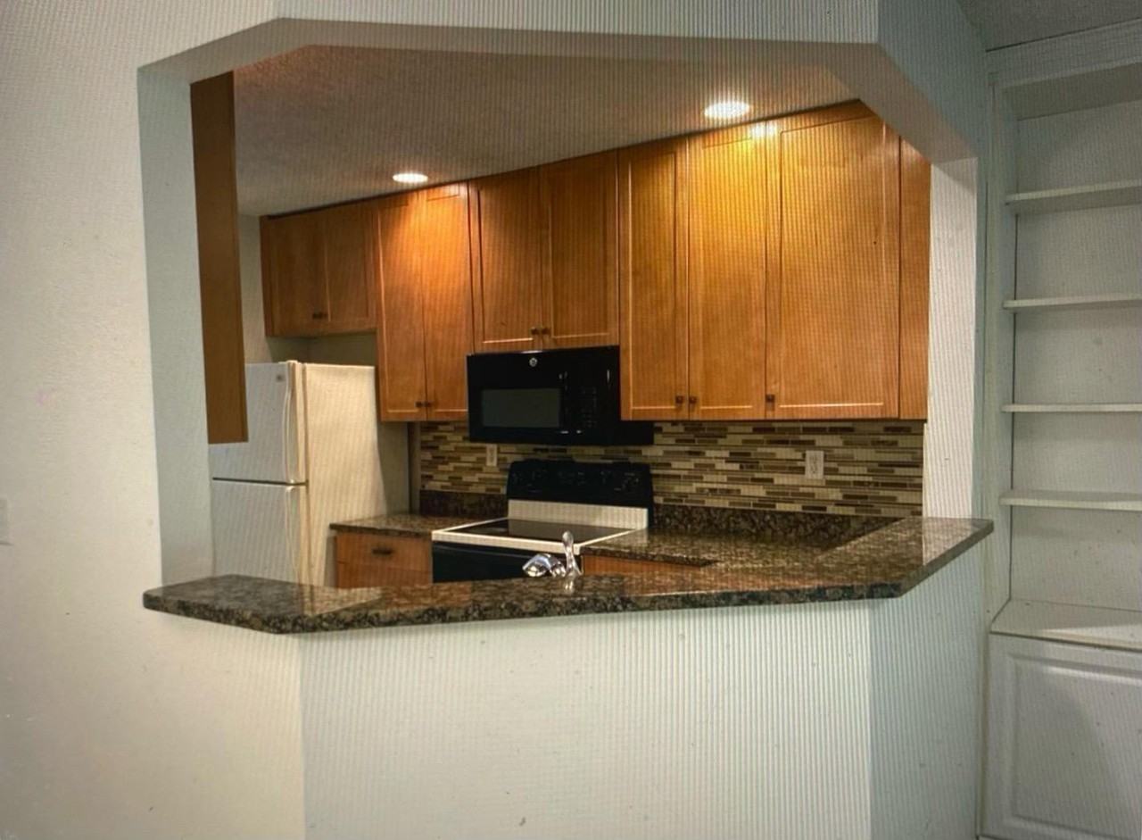 5222 Sapphire Vly - Photo 2 of 9