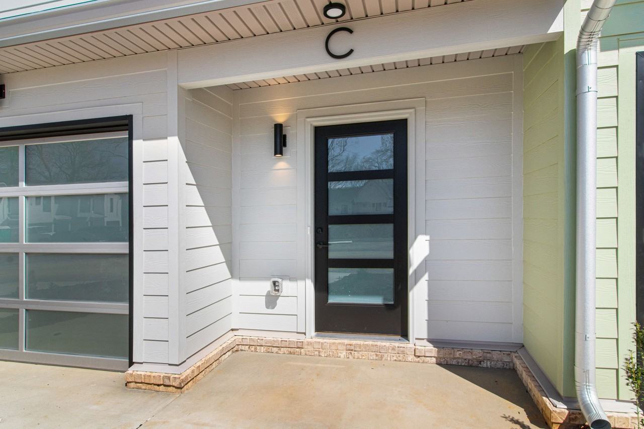 160 Excell Rd #C - Photo 2 of 34