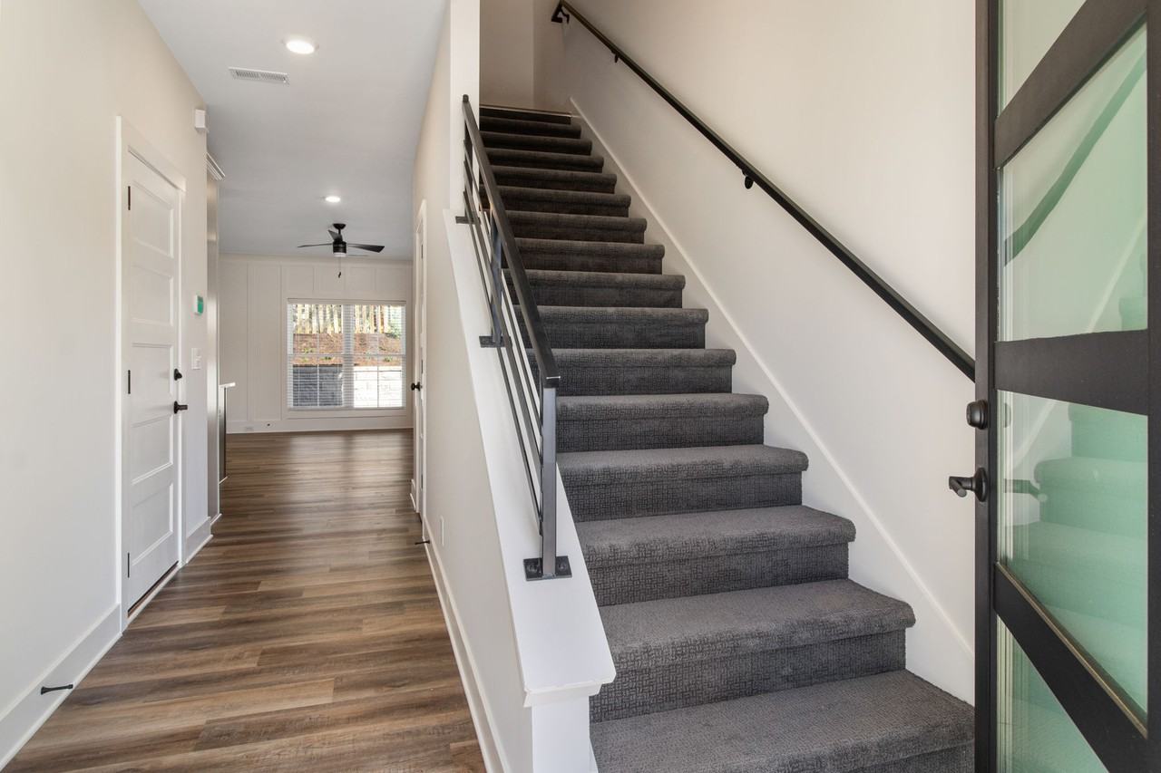 160 Excell Rd #C - Photo 3 of 34