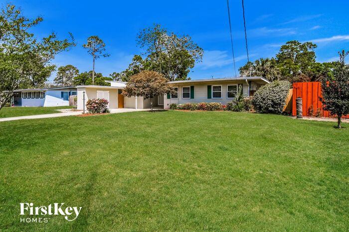 7127 Altama Rd - Photo 2 of 15