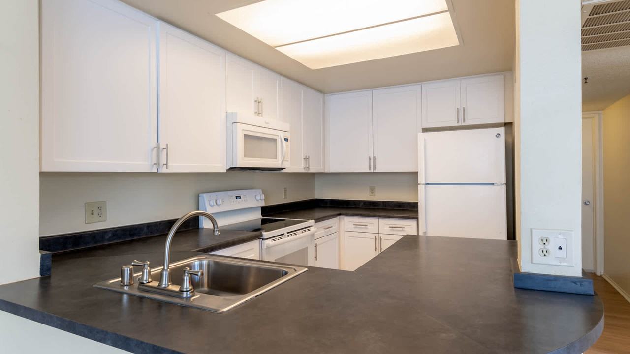 Ocean Crest - Photo 5 of 37