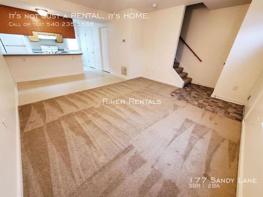 177 Sandy Ln - Photo 2 of 11