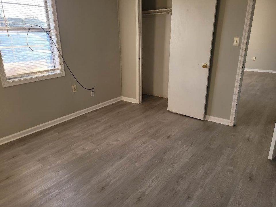 115 DR 980 - A14 #A14 - Photo 3 of 5