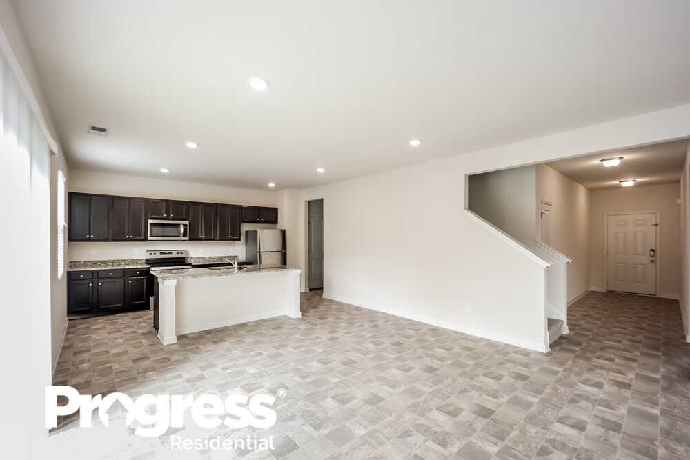 568 Overo Dr - Photo 6 of 17