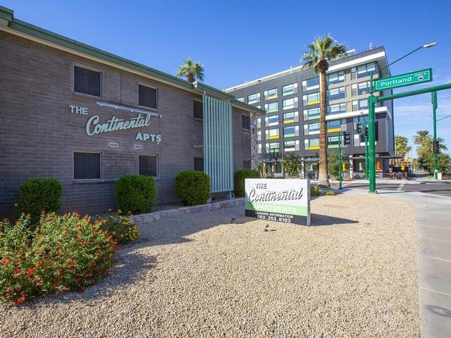 1030 N 3rd St - Photo 4 of 23