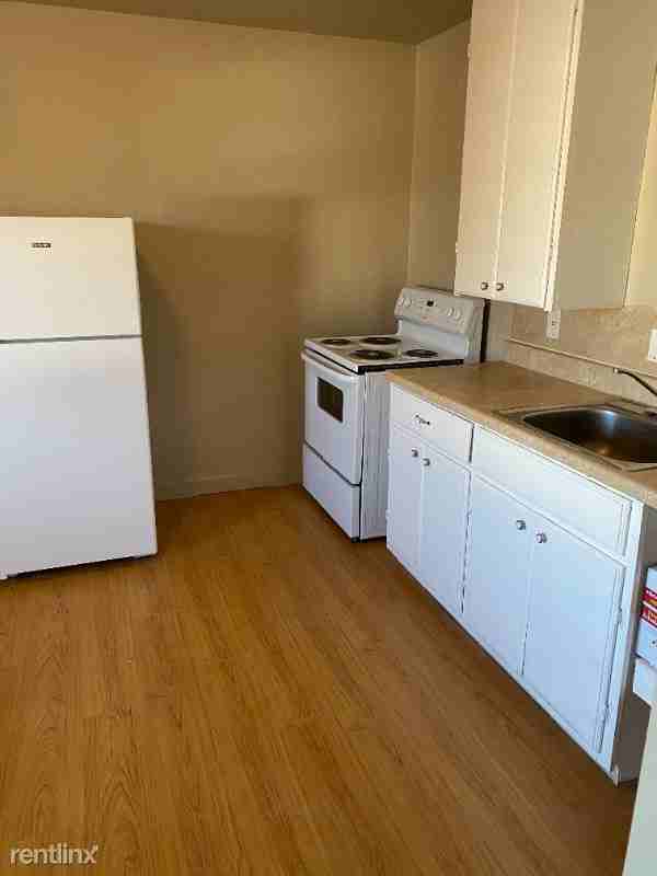 223 223 North Main Street 2 - Photo 3 of 10
