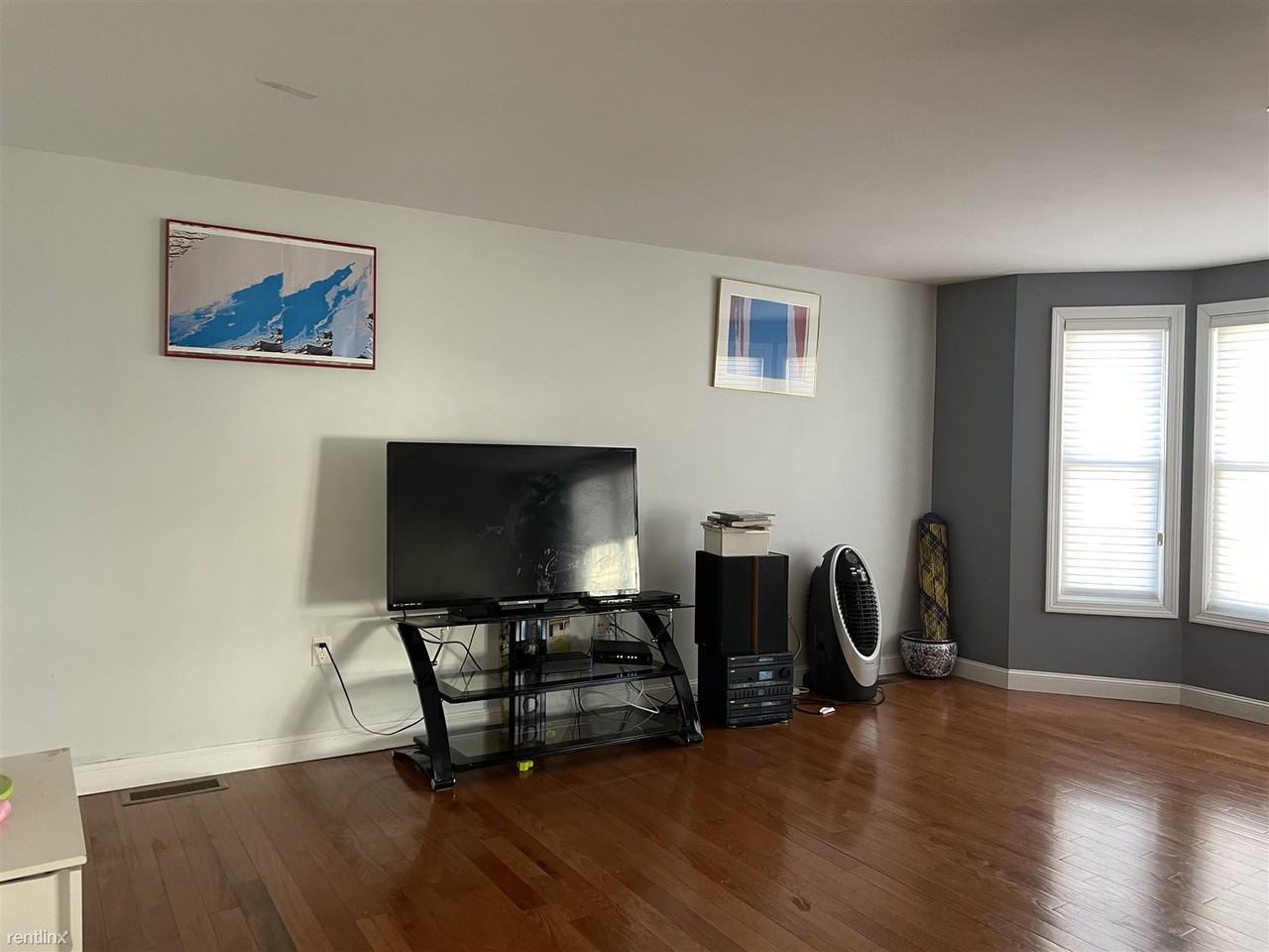 32 Nile St - Photo 2 of 25